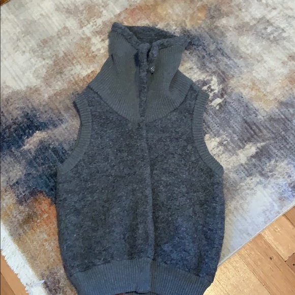 Gap grey wool vest - Picture 2 of 3